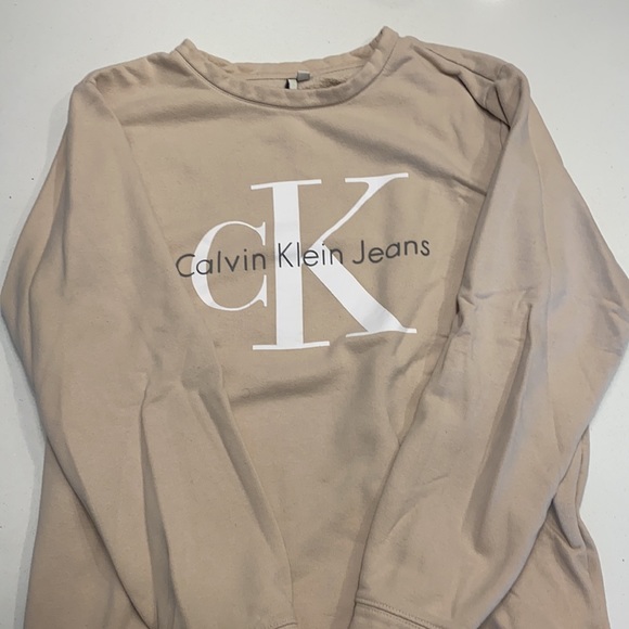 Calvin Klein Crewneck - Picture 2 of 2